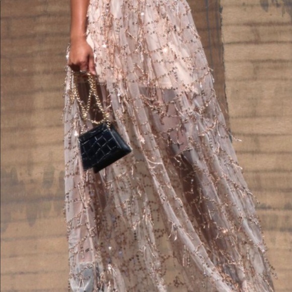 🎊Spaghetti Strap Champagne Sequin Maxi Dress🎊 - Picture 9 of 13